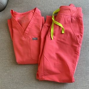 Figs Scrub Set XXS; Hot Coral